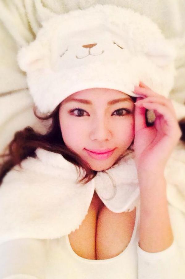 中国偷窥wc女厕视频-全高清英文版字幕