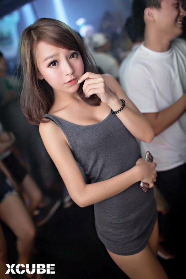 亚洲和欧美毛片久久久久-精品国产自线午夜福利-欧美黑人又粗又大xxxx-720P迅雷1080