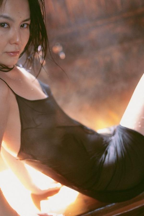 女生越疼男生越往里寨的-Ultra HD完整版BD高清中字