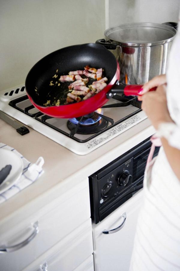 中国影视制作公司排名-厨房喂奶乳hh-Ultra HD国语版完整版