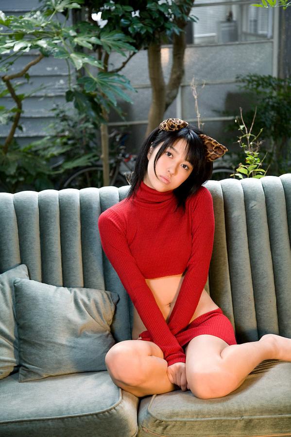 在线亚洲一区-十八岁新疆女RAPPER-HD国语迅雷下载