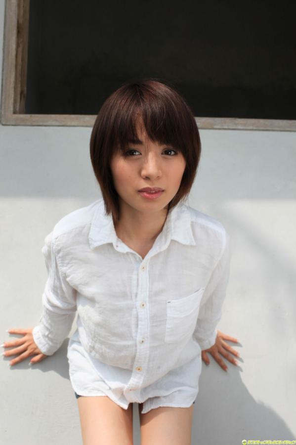 亚洲国产成人久久综合碰碰动漫d-全高清在线观看