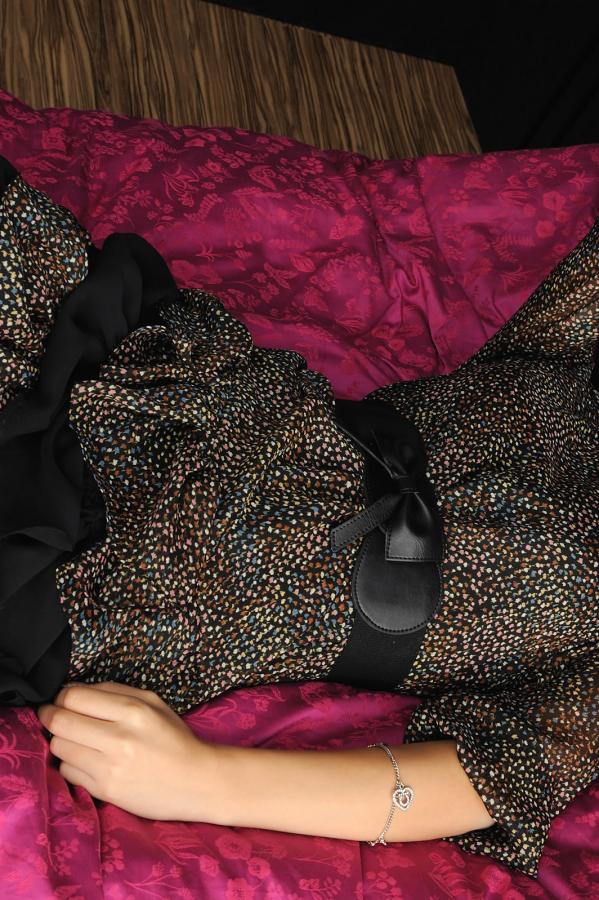 亚洲欧美另类在线制服丝袜国产-QHD在线观看