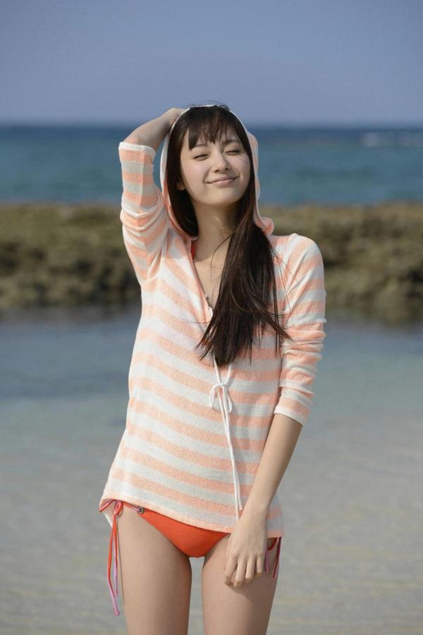 中文字幕一区二区国产-热辣短文合集-720P无删减在线播放