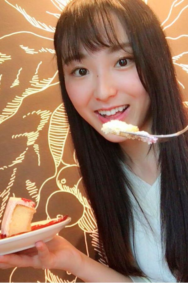 舞厅赤裸裸美女跳舞表演视频-高清免费观看