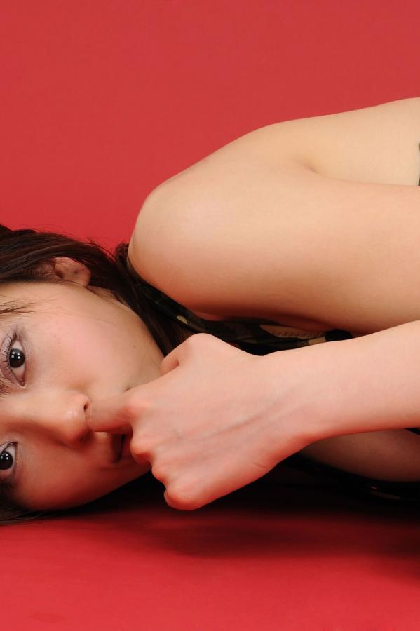 日本高清色WWW142h-标清在线观看