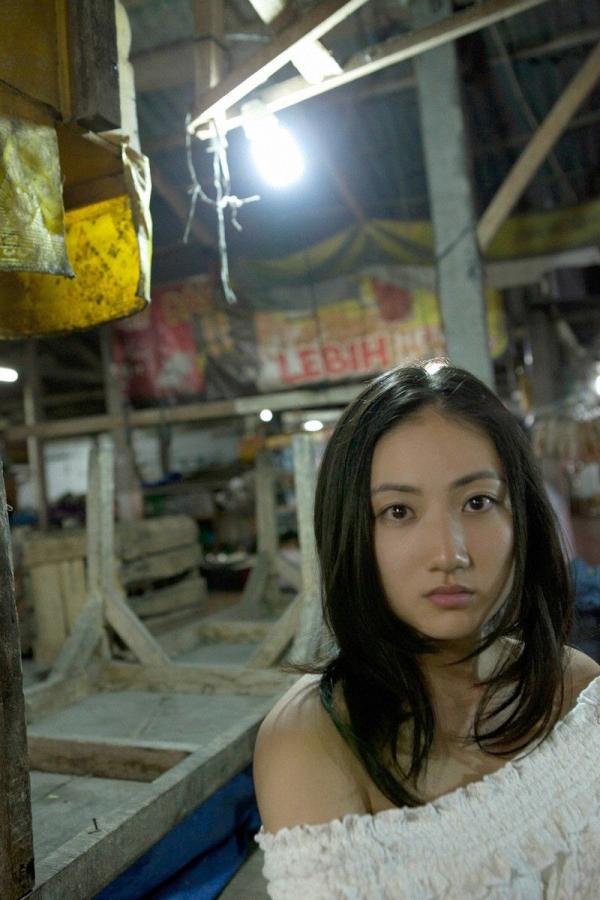 欧美日韩精品一区-zooxx真人-8K高清迅雷下载