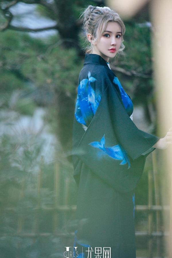 国产一区二区三区在线蜜桃-美女色色天天干一下-8K在线观看